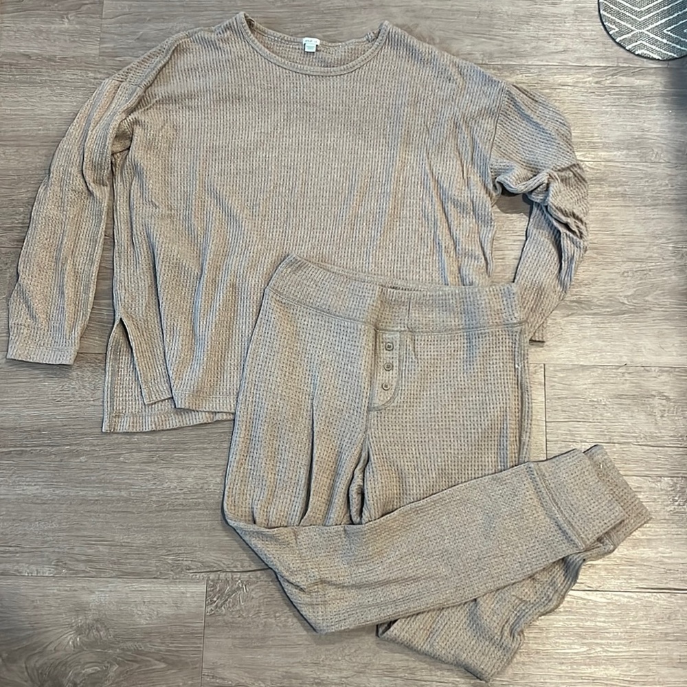 aerie cozy set